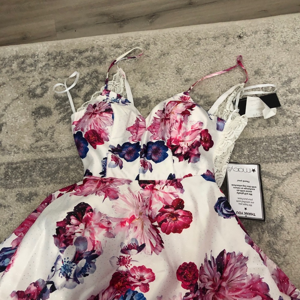 Floral MAXI dress NWT City Studio - Picture 2 of 3
